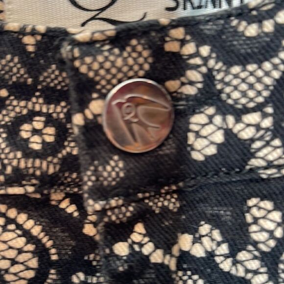 Alexander McQueen High Waisted Lace Skinny Jeans. Size 26. - Picture 6 of 11